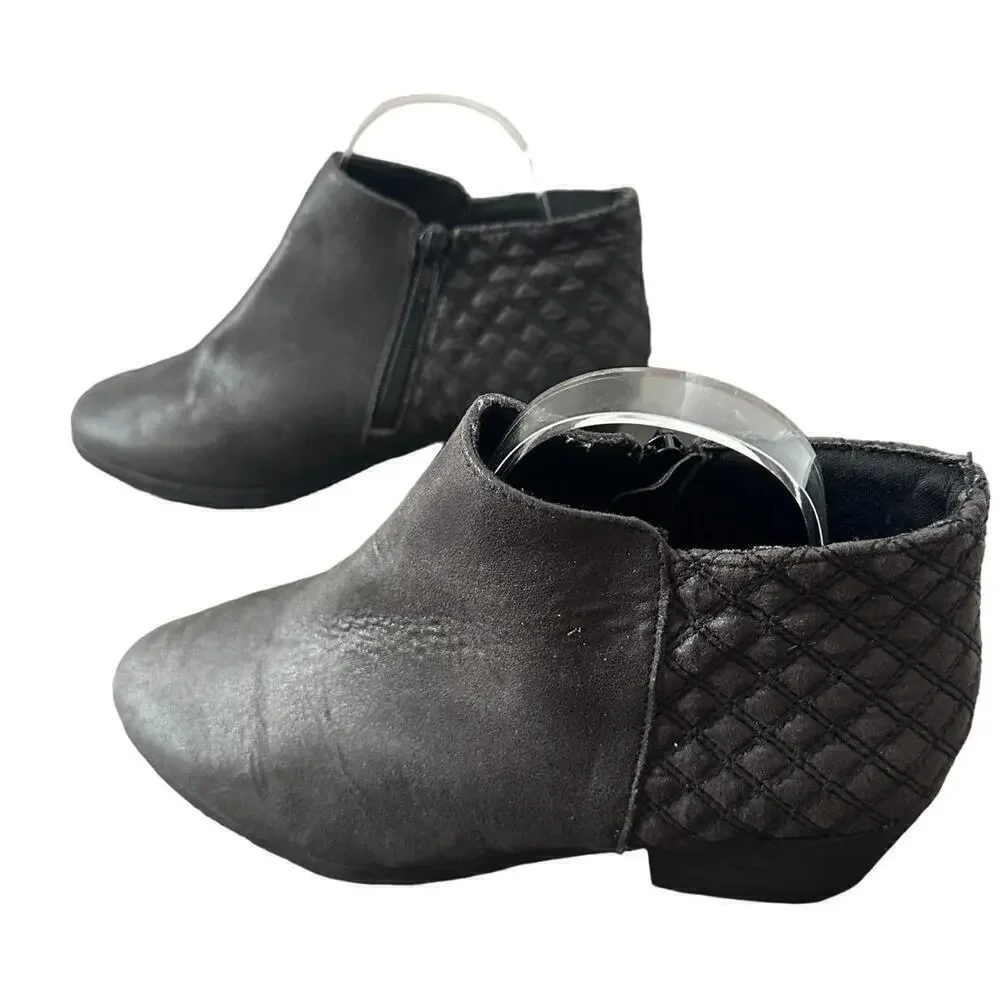 Women's Gray Easy On Side Zip Low Heel Ankle Boots Size 7.5